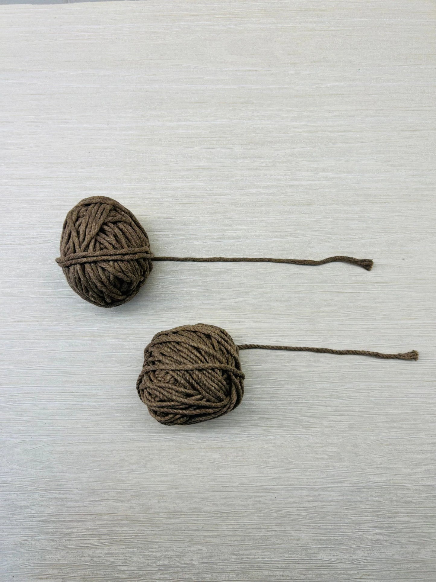 Twisted and Single Style Macramé Sandstone Thread - 90-100 Grams, 3mm Thickness