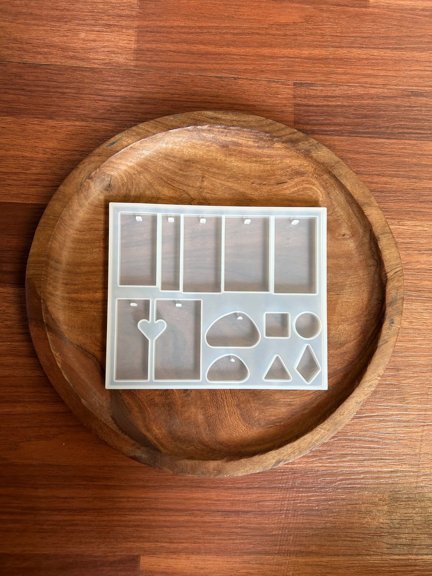 13-in-1 Pendant & Keychain Silicone Mould for Jewelry Making