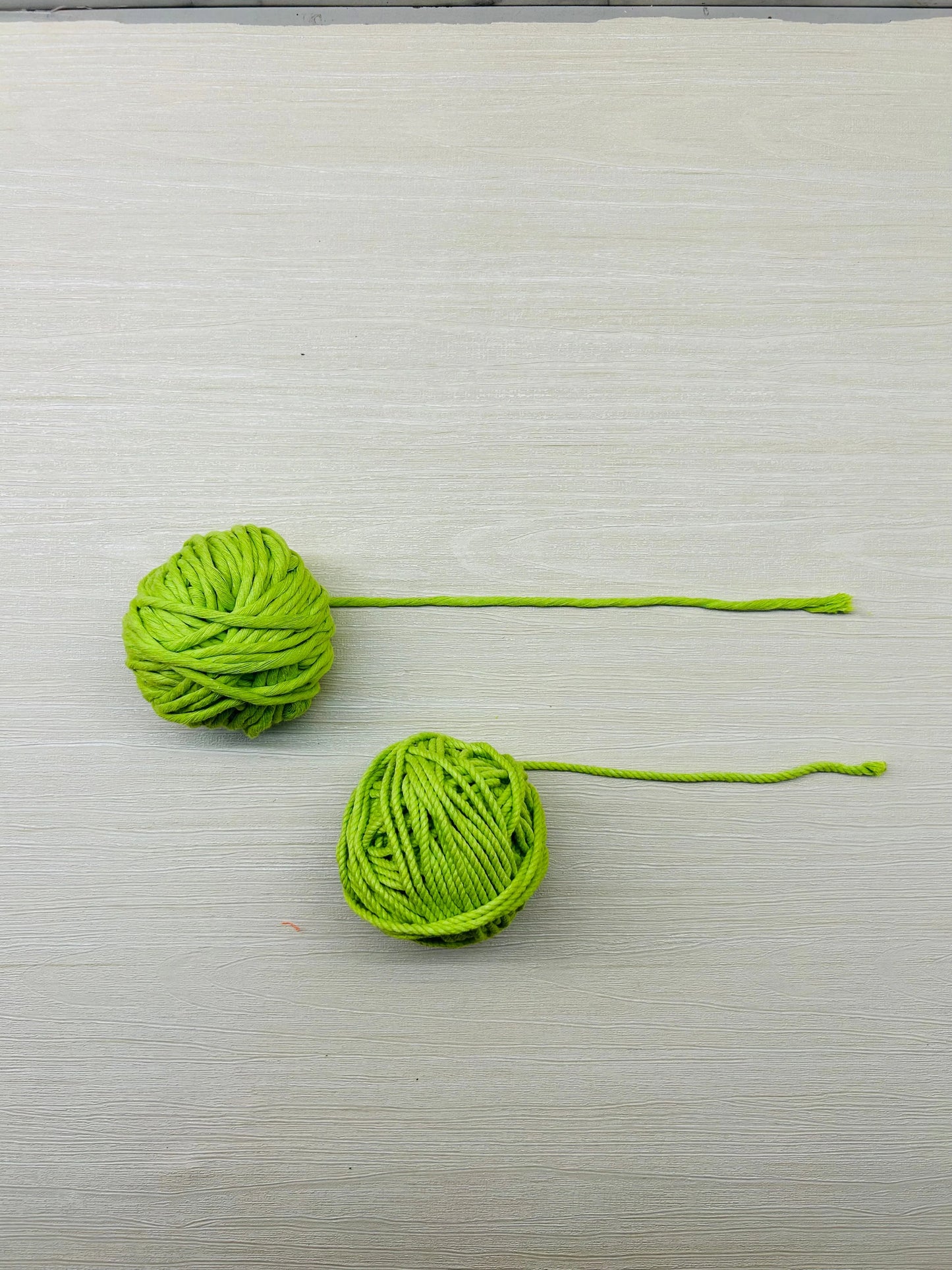 Parrot Green Macramé Thread - Twisted and Single Style, 3mm Thickness, 90-100g, 25-30 meters