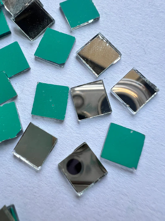 SILVER SQUARE SHAPE MIRROR - 7MM