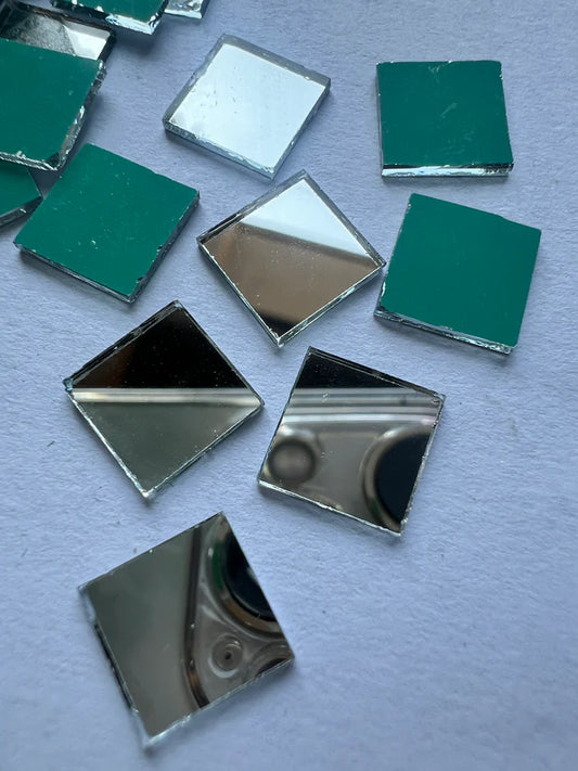 SILVER SQUARE SHAPE MIRROR - 9MM