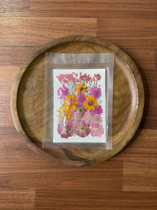 Pressed Flowers for Resin Art and Crafts - Pack of Approx. 40pcs